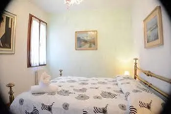 Sunny Venice Apartment 0*,