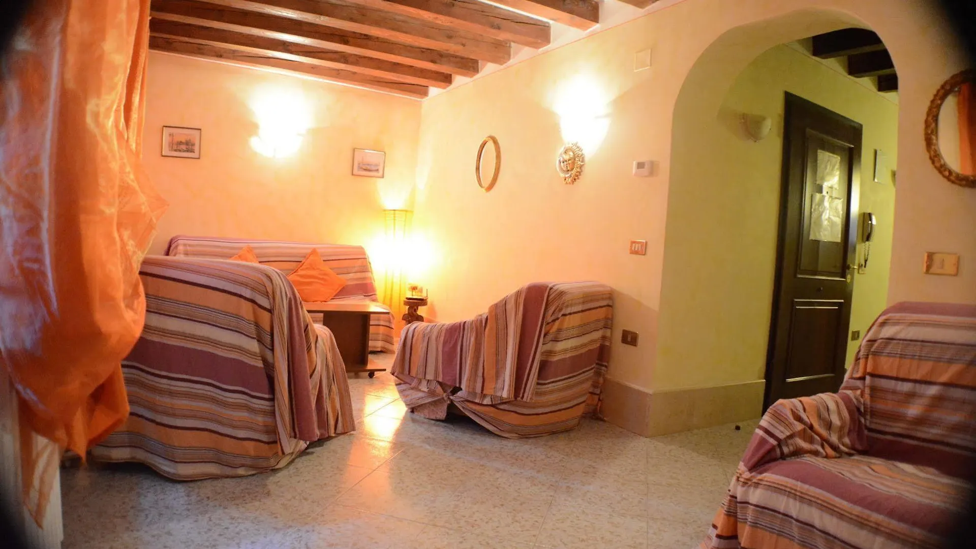 Sunny Venice Apartment 0*,  Italy